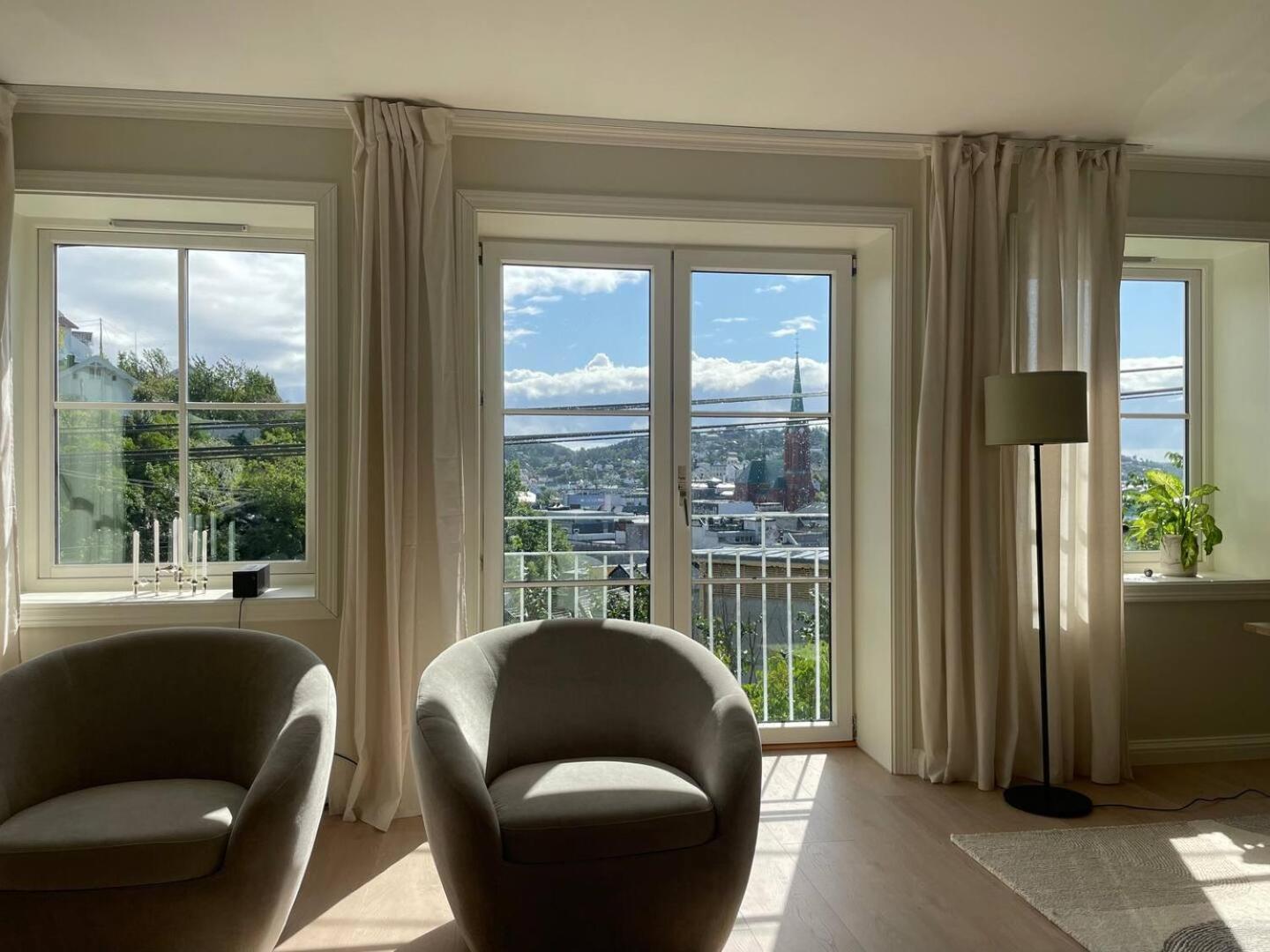 Stilfull I Sentrum Med 3 Soverom Og Parkering Apartment *